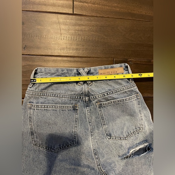 White Fox On Replay High Rise Straight Leg Jeans NEW - Picture 5 of 8